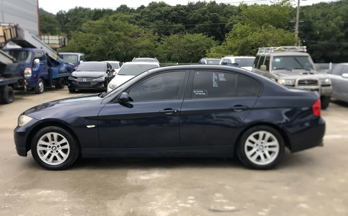 2006 BMW 320i