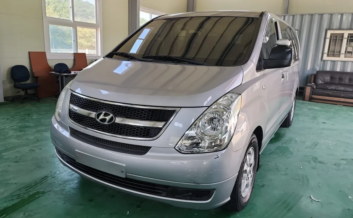 2011 Hyundai Grand Starex 2.5